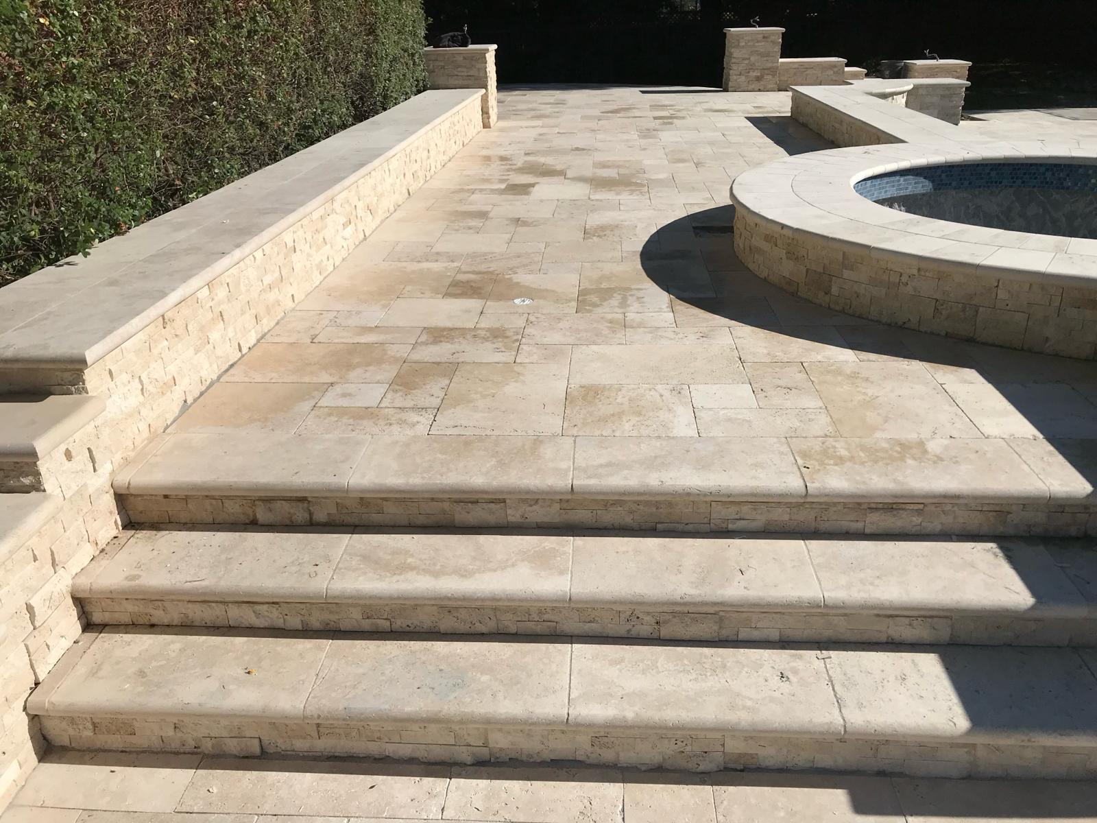 Travertine paver pool deck with steps